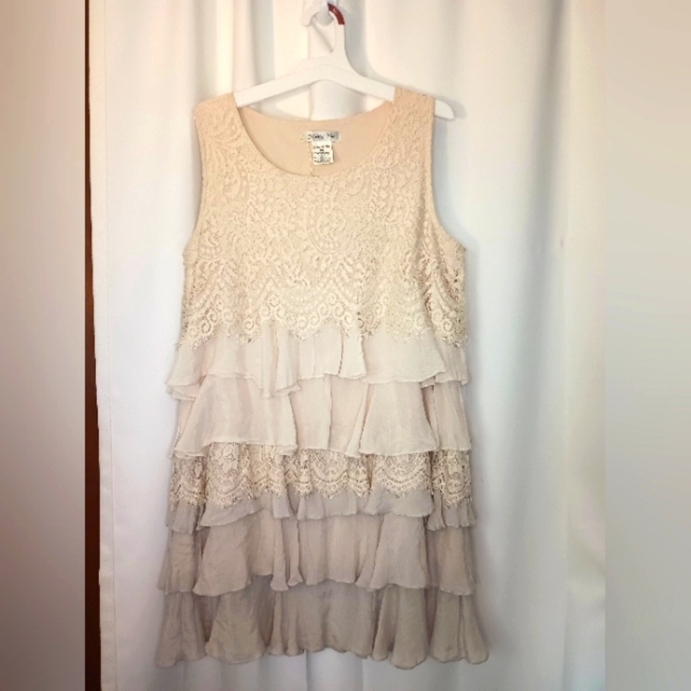 Paisley Vine Tiered Ruffle Dress Medium Lace Vanilla Girl Fairy Dainty Cottage